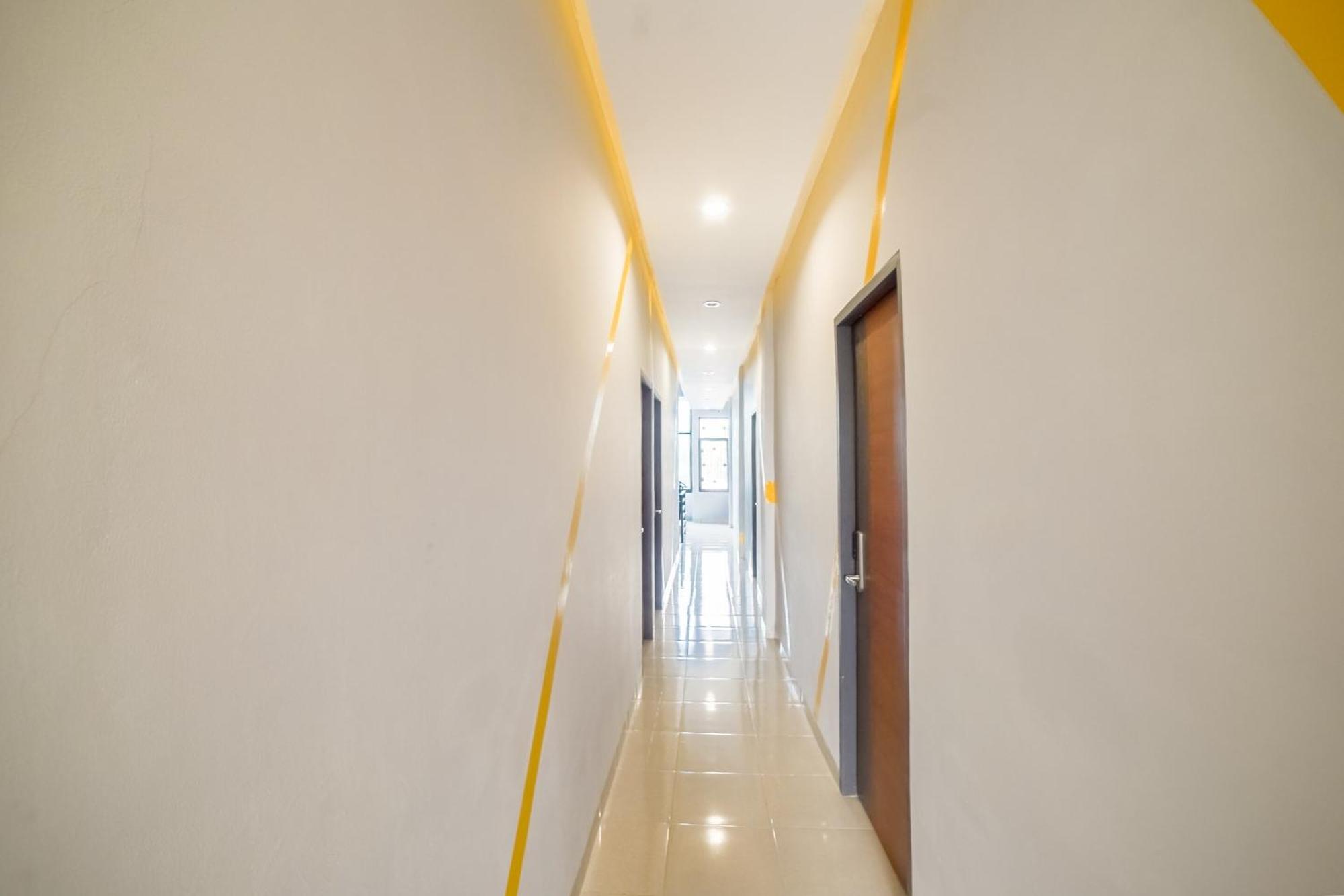 Capital O 90874 Millenium Inn 2 Medan Eksteriør billede