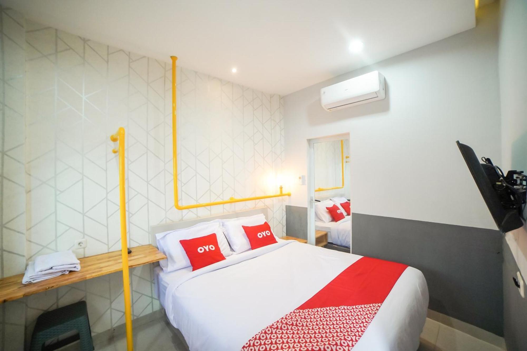 Capital O 90874 Millenium Inn 2 Medan Eksteriør billede